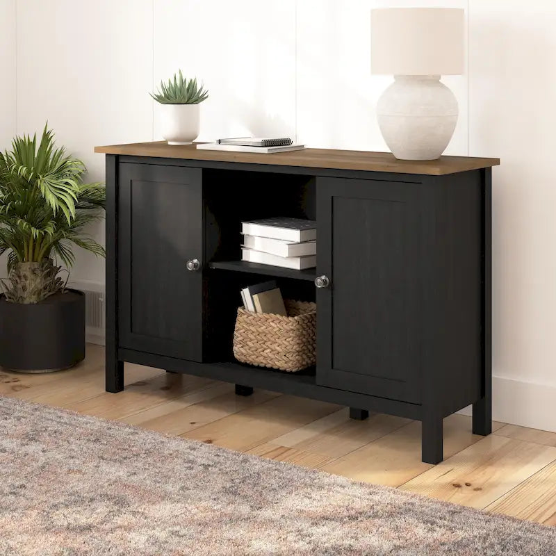 Meuble de rangement avec casiers ouverts et portes
