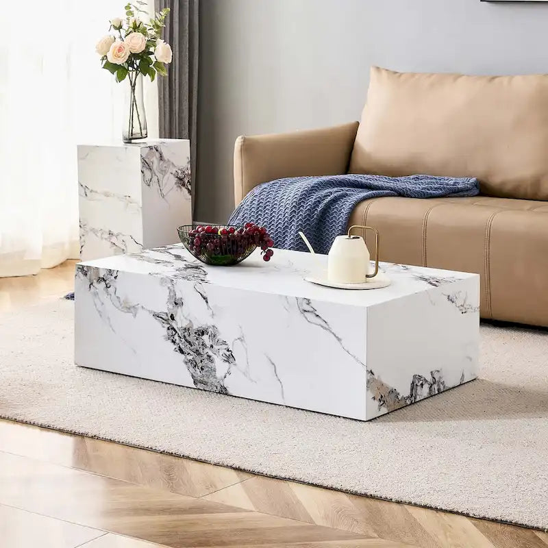Table basse en MDF avec surface aspect marbre