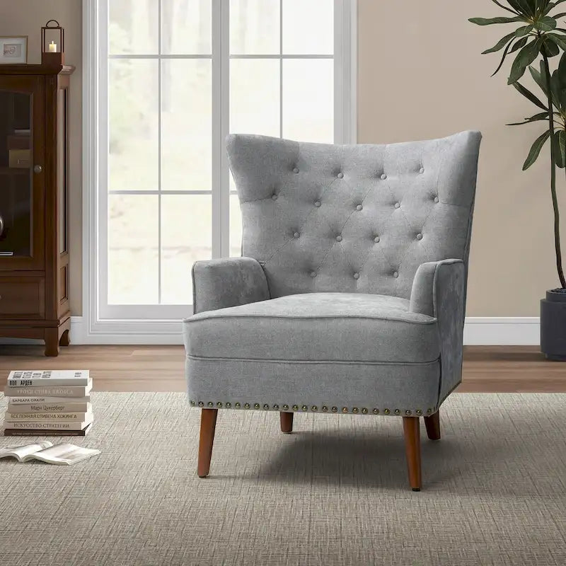 Fauteuil d'appoint transitionnel avec garniture cloutée