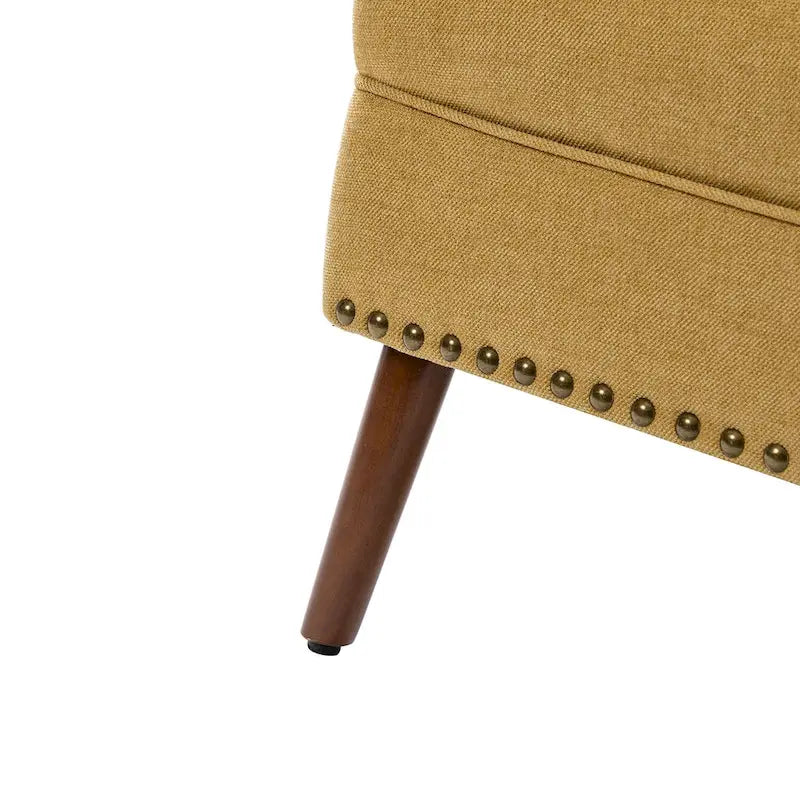 Fauteuil d'appoint transitionnel avec garniture cloutée