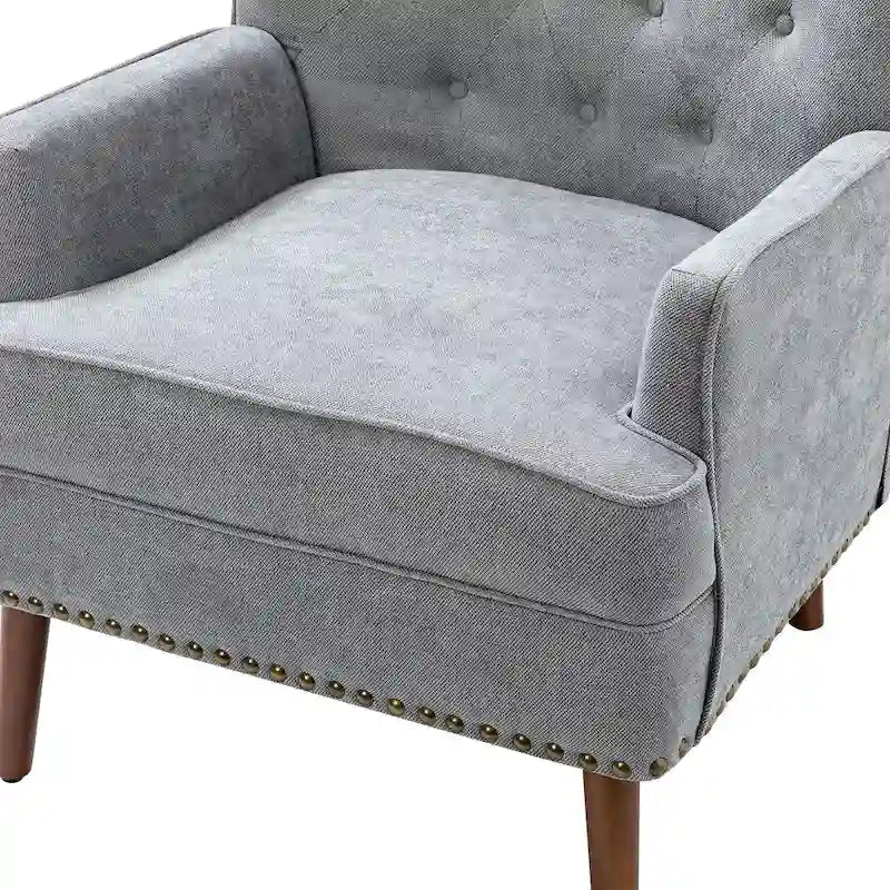 Fauteuil d'appoint transitionnel avec garniture cloutée
