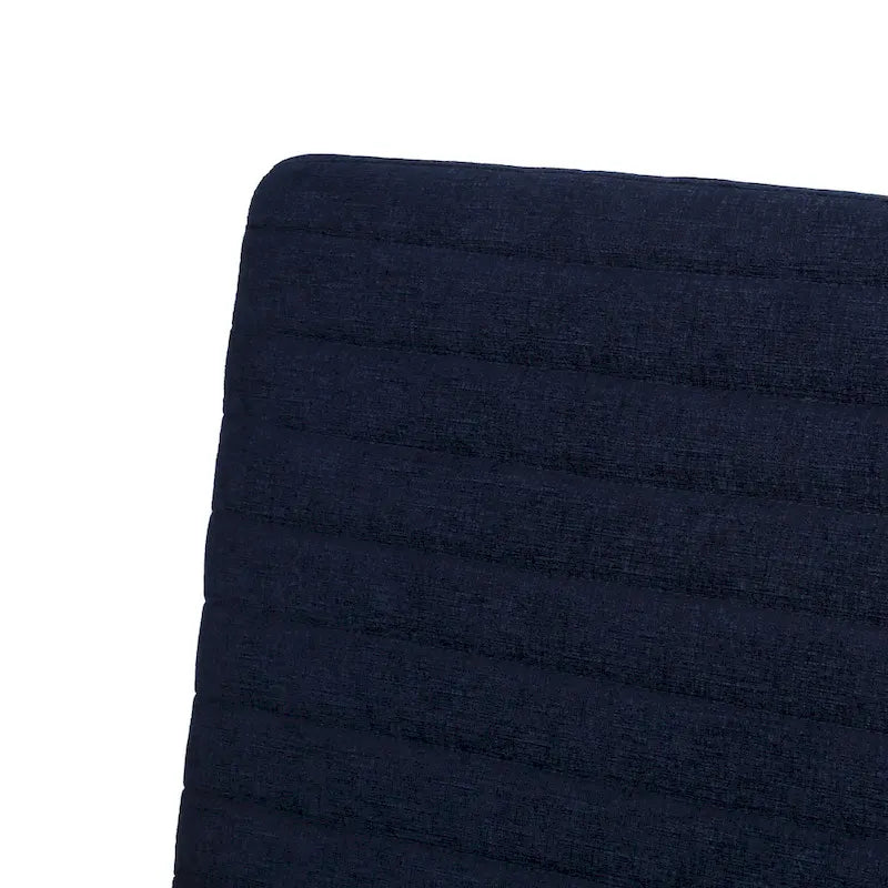 Fauteuil inclinable à dossier poussé avec coutures horizontales et cadre en bois d'hévéa