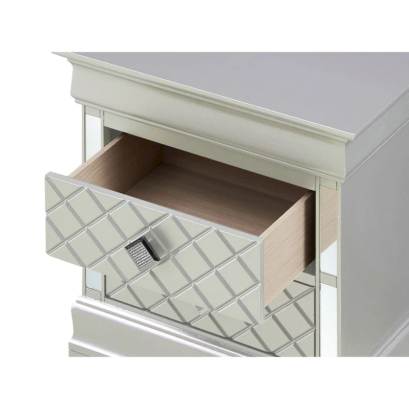 Table de chevet à 2 tiroirs avec façade de tiroir géométrique
