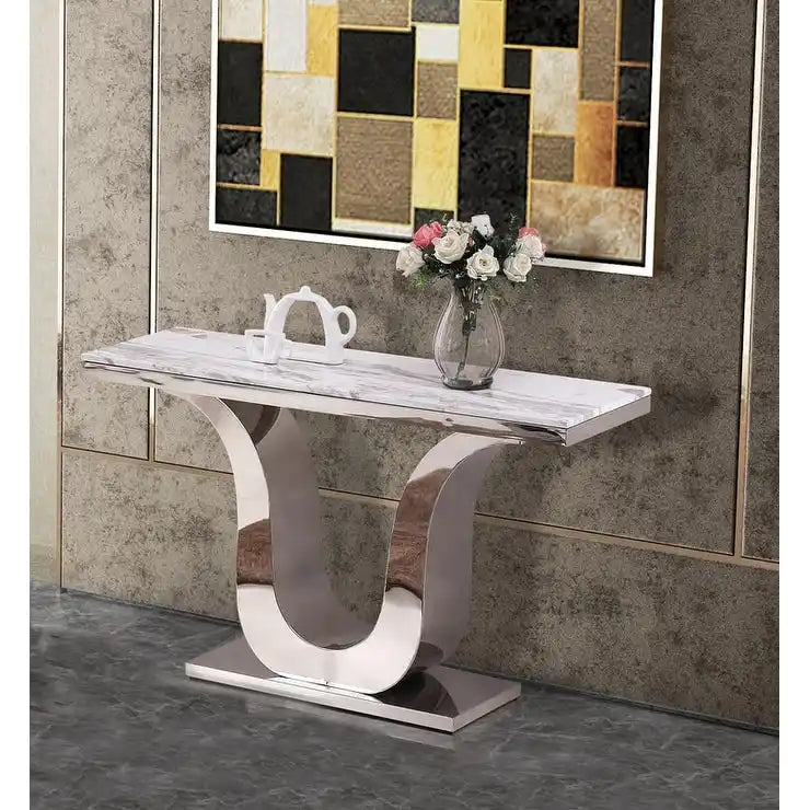 Table d'appoint avec plateau en marbre blanc et base en métal miroir