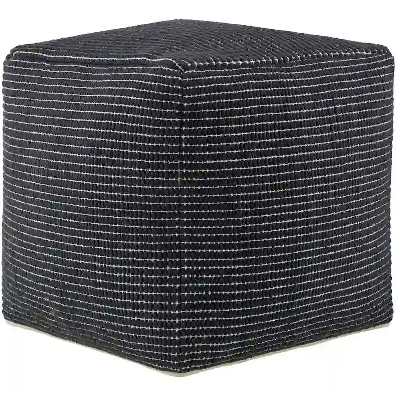 Pouf tressé à grosses mailles