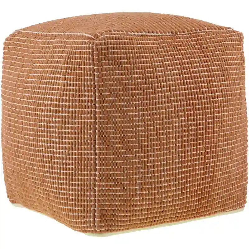 Pouf tressé à grosses mailles