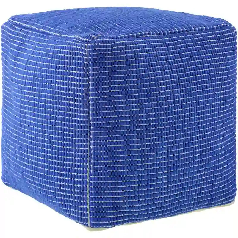 Pouf tressé à grosses mailles