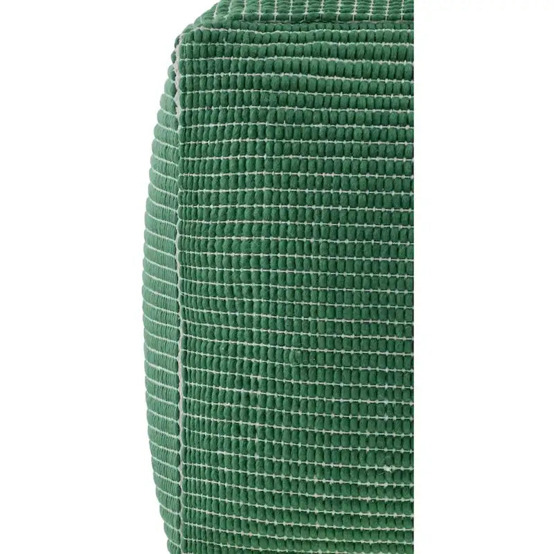 Pouf tressé à grosses mailles