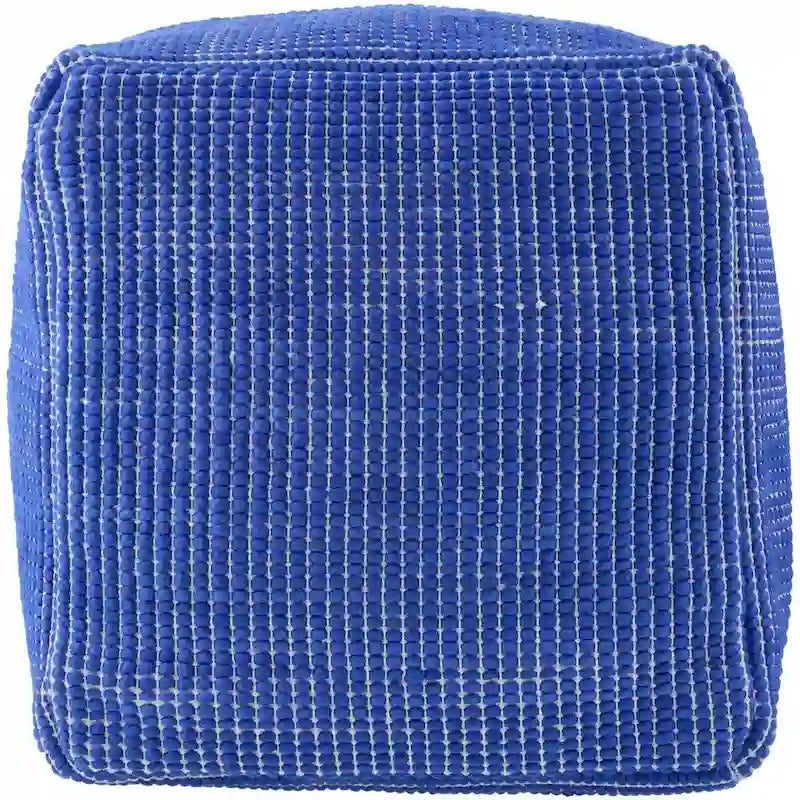 Pouf tressé à grosses mailles